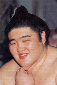 No.129　大相撲大関・出島 武春さんのカバー画像