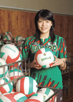No.185 武富士バンブー所属バレーボールVリーグ選手・吉澤 智恵さんのカバー画像
